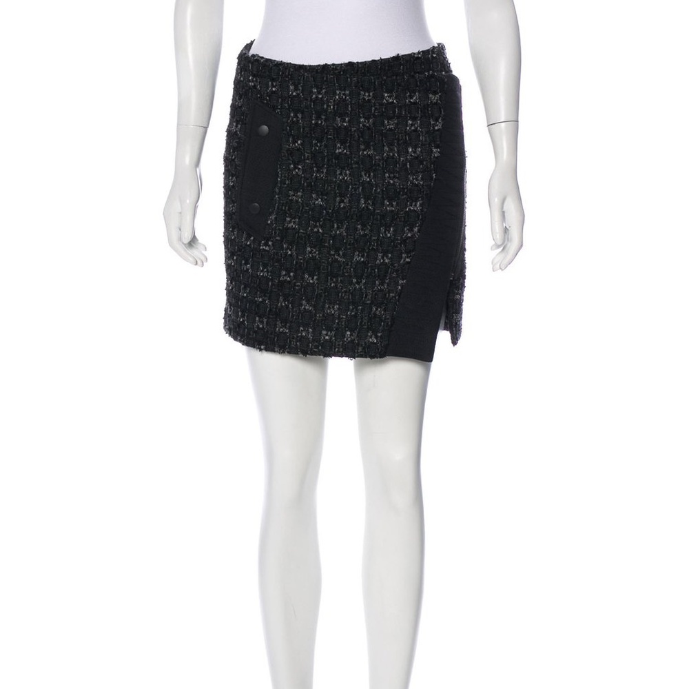 RAG & BONE
Bouclé Asymmetrical Skirt